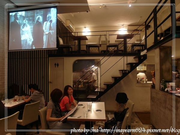 里昂尼義麵坊:<台北>颱風天覓食*敦化站*里昂尼義麵坊