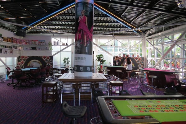 ACE休閒主題餐廳：【口碑券4】容易讓人著迷的ACE休閒主題餐廳『高雄仁武』