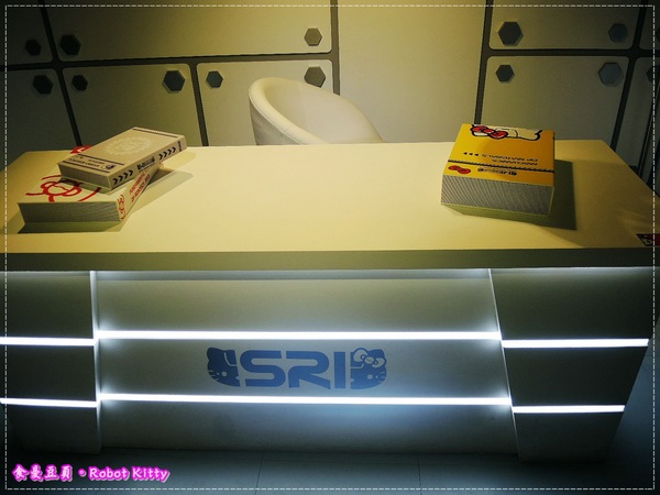 ROBOT KITTY未來樂園-機械KITTY微笑科技互動展(台北場):『展覽。台北』【ROBOT KITTY未來樂園】機械化KITTY也超Q。好玩好拍魅力滿分