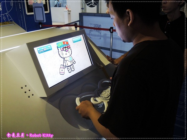 ROBOT KITTY未來樂園-機械KITTY微笑科技互動展(台北場):『展覽。台北』【ROBOT KITTY未來樂園】機械化KITTY也超Q。好玩好拍魅力滿分