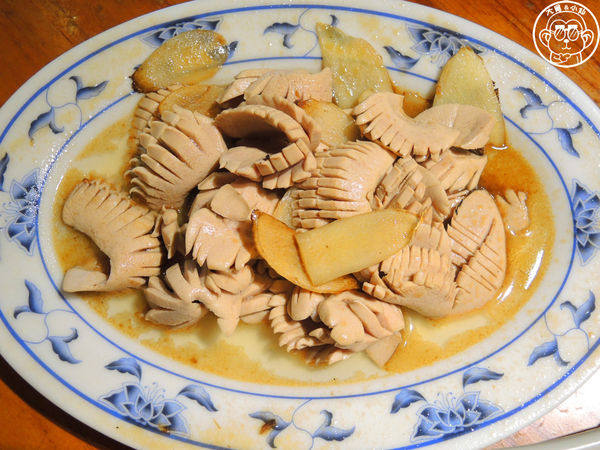 胖子小吃店：呷飽祙【台北大安･胖子小吃(安東總店)】大摳呆炒韭菜