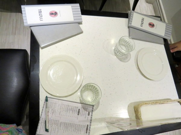 Dazzling Cafe蜜糖吐司專賣店(新竹遠百店)：新竹遊重頭戲之甜滋滋Dazzling Cafe【蜜糖土司/新竹遠百店】