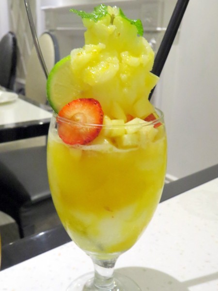 Dazzling Cafe蜜糖吐司專賣店(新竹遠百店)：新竹遊重頭戲之甜滋滋Dazzling Cafe【蜜糖土司/新竹遠百店】