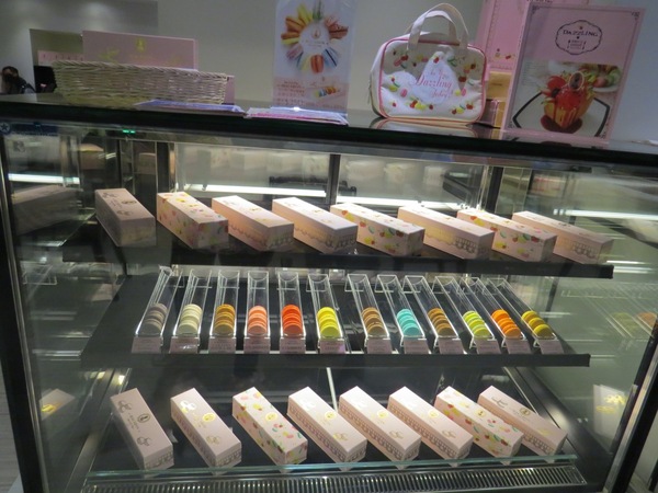 Dazzling Cafe蜜糖吐司專賣店(新竹遠百店)：新竹遊重頭戲之甜滋滋Dazzling Cafe【蜜糖土司/新竹遠百店】