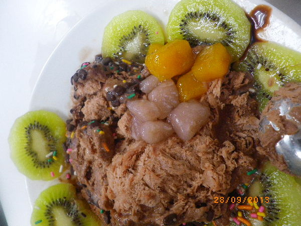 藍白拖冰舖：人氣冰鋪-藍白拖