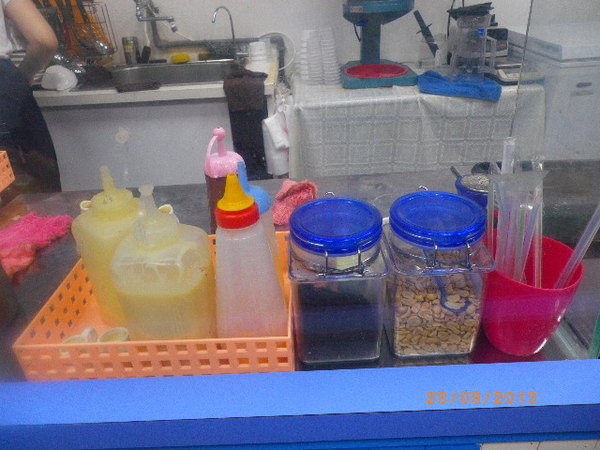 藍白拖冰舖：人氣冰鋪-藍白拖