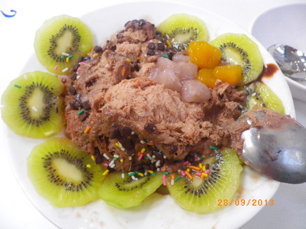 藍白拖冰舖：人氣冰鋪-藍白拖