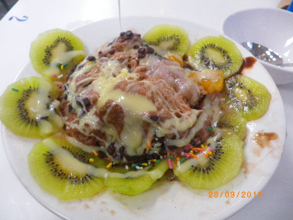 藍白拖冰舖：人氣冰鋪-藍白拖