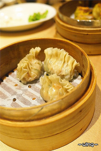 華漾大飯店(環球店)：［新北中和］有傳統推車的飲茶。【華漾大飯店港式飲茶餐廳】。中和環球購物中心美食