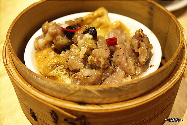 華漾大飯店(環球店)：［新北中和］有傳統推車的飲茶。【華漾大飯店港式飲茶餐廳】。中和環球購物中心美食