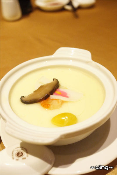 華漾大飯店(環球店)：［新北中和］有傳統推車的飲茶。【華漾大飯店港式飲茶餐廳】。中和環球購物中心美食