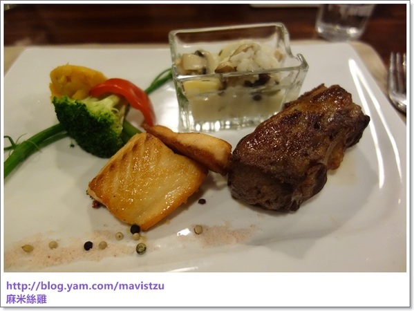 Lu Park 鷺柿湖畔：『內湖』❤Lu Park鷺柿湖畔餐廳❤藏身大湖公園內超有FU餐廳