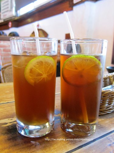 台南碳味亭 燒烤、碳烤、熱炒：午間特餐『義大利麵』-碳味亭燒烤小炒【愛評陸拾肆卷】