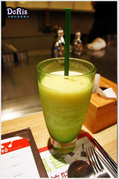 hot 7 新鐵板料理:王品集團又推陳出新?!這次是價位很親民的超值鐵板燒-Hot 7 新鐵板料理