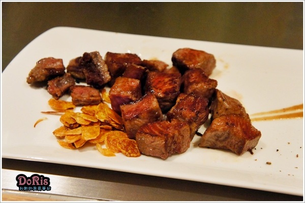 hot 7 新鐵板料理:王品集團又推陳出新?!這次是價位很親民的超值鐵板燒-Hot 7 新鐵板料理