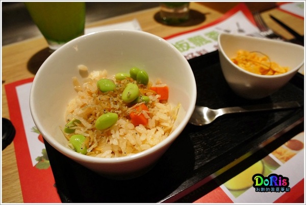 hot 7 新鐵板料理:王品集團又推陳出新?!這次是價位很親民的超值鐵板燒-Hot 7 新鐵板料理