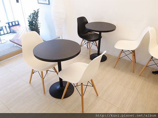 GRD3 07052014 Twelve Cupcakes (6).JPG