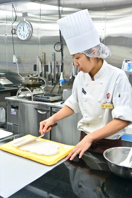 日法坊 La Bonbonnière:*美食*日法坊 La Bonbonniere*蛋糕捲新品試吃體驗,真材實料美味吃的到!