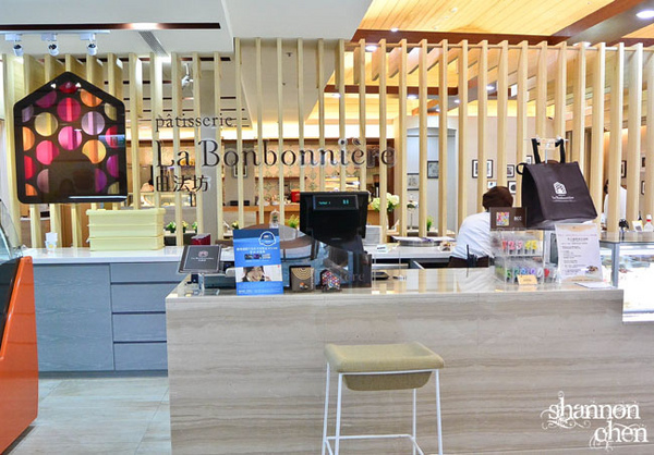 日法坊 La Bonbonnière:*美食*日法坊 La Bonbonniere*蛋糕捲新品試吃體驗,真材實料美味吃的到!