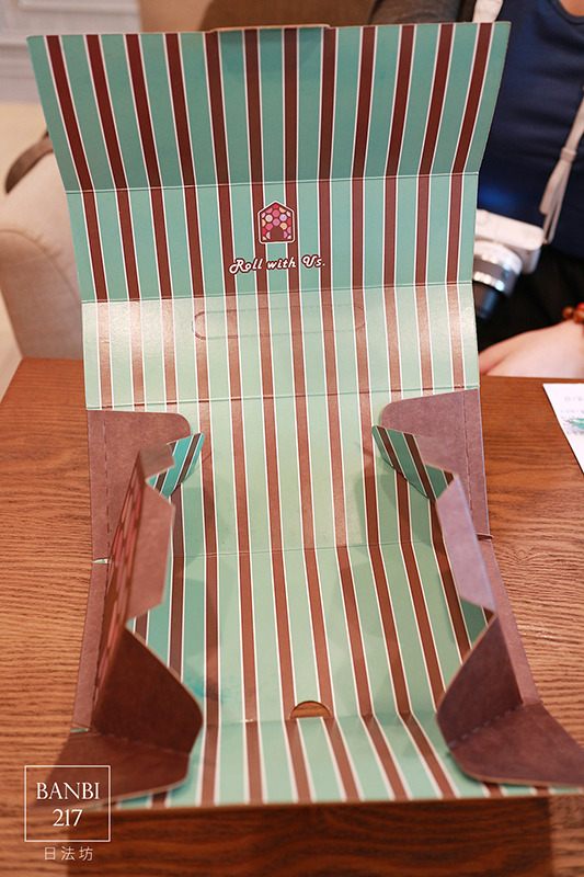 日法坊 La Bonbonnière：日法坊 La Bonbonniere 法式甜點 年輪蛋糕 蛋糕捲 冰淇淋 馬卡龍 麵包 下午茶 (台北捷運士林站)[邀約]