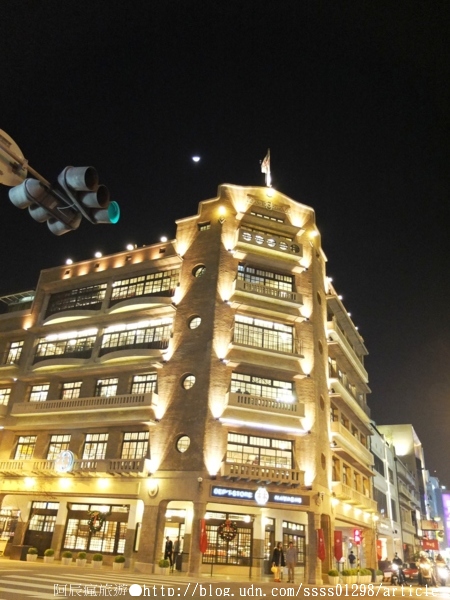 林百貨:【旅行遊記。台南中西區】林百貨。台灣流行時代開啟鈕 逛一個復古、文創、新潮流