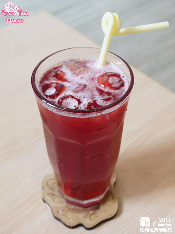 Rose Tea House:Rose Tea House ~ 吃著酥脆鬆餅配著花茶的優雅下午茶時光