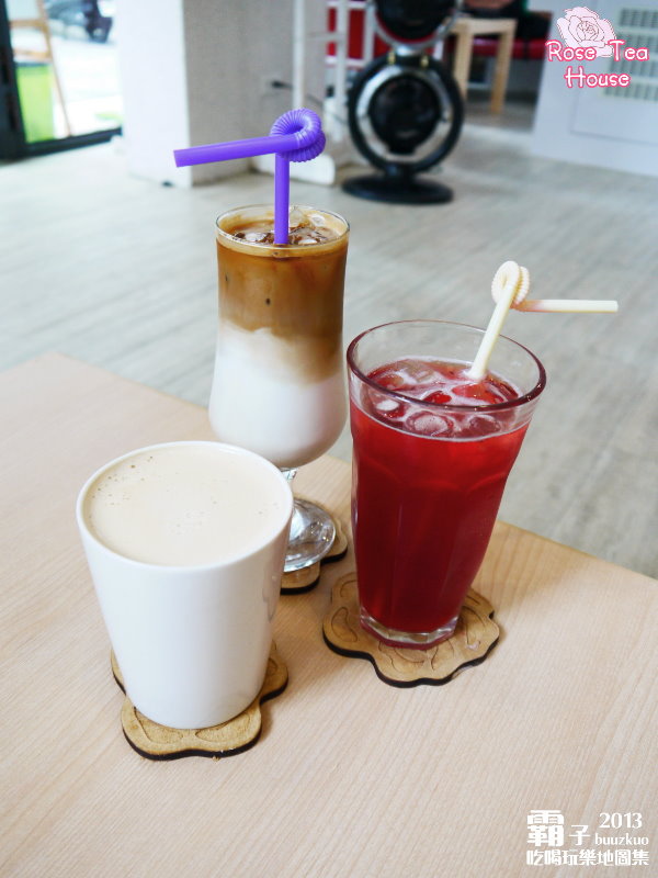 Rose Tea House:Rose Tea House ~ 吃著酥脆鬆餅配著花茶的優雅下午茶時光