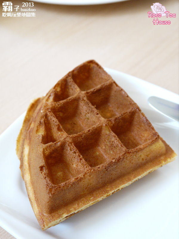 Rose Tea House:Rose Tea House ~ 吃著酥脆鬆餅配著花茶的優雅下午茶時光