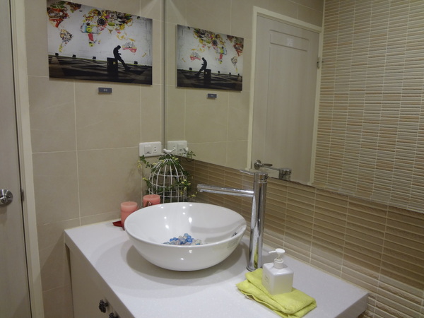 Rose Tea House：1021105[官本金文愛台灣]裝修後首訪Rose Tea House季節水果鬆餅好吃到想唱玫瑰玫瑰我愛妳