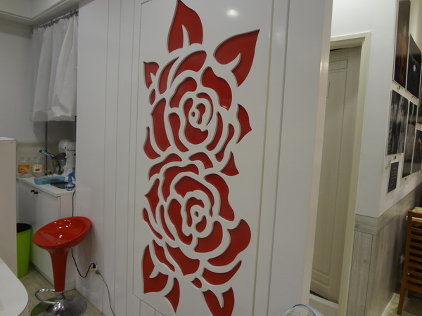 Rose Tea House：1021105[官本金文愛台灣]裝修後首訪Rose Tea House季節水果鬆餅好吃到想唱玫瑰玫瑰我愛妳