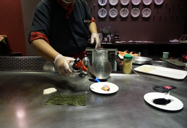 東方紅鐵板創意料理：[礁溪]東方紅鐵板創意料理：宜蘭在地海鮮/頂級食材.精彩料理/無菜單 - APP專屬優惠 !