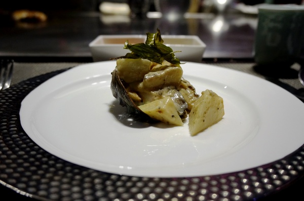 東方紅鐵板創意料理：[礁溪]東方紅鐵板創意料理：宜蘭在地海鮮/頂級食材.精彩料理/無菜單 - APP專屬優惠 !