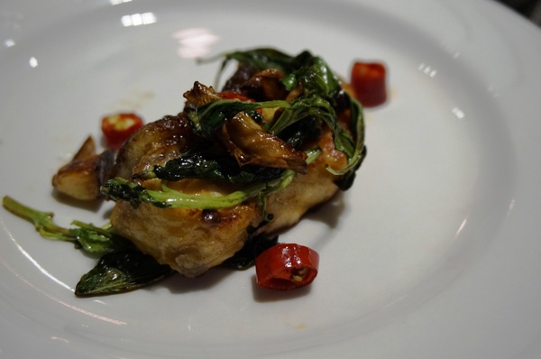 東方紅鐵板創意料理：[礁溪]東方紅鐵板創意料理：宜蘭在地海鮮/頂級食材.精彩料理/無菜單 - APP專屬優惠 !