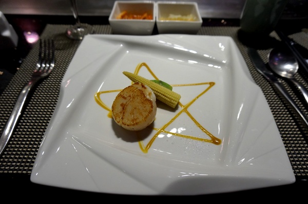 東方紅鐵板創意料理：[礁溪]東方紅鐵板創意料理：宜蘭在地海鮮/頂級食材.精彩料理/無菜單 - APP專屬優惠 !