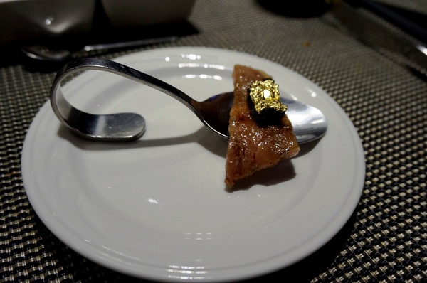 東方紅鐵板創意料理：[礁溪]東方紅鐵板創意料理：宜蘭在地海鮮/頂級食材.精彩料理/無菜單 - APP專屬優惠 !