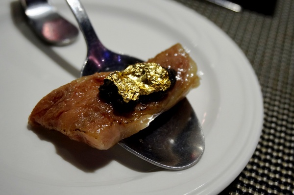 東方紅鐵板創意料理：[礁溪]東方紅鐵板創意料理：宜蘭在地海鮮/頂級食材.精彩料理/無菜單 - APP專屬優惠 !