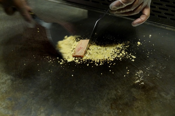 東方紅鐵板創意料理：[礁溪]東方紅鐵板創意料理：宜蘭在地海鮮/頂級食材.精彩料理/無菜單 - APP專屬優惠 !