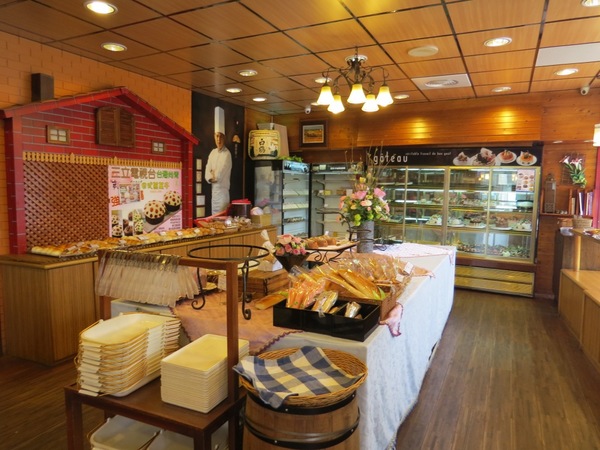 京典專業烘焙:不只好看也好吃的造型生日蛋糕【中壢/京典專業烘焙】