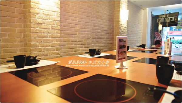 筷鍋:【食記/台北市】偶像劇景點~高格調的裝潢..平價的刷刷鍋