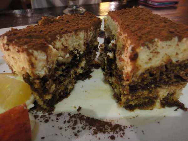 雅痞Art Reading Cafe：心靈的饗宴在『雅痞Art Reading Cafe』