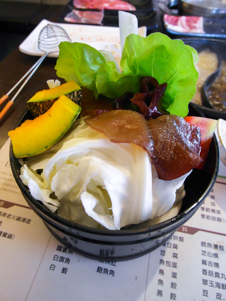 青禾幸福鍋物涮涮屋(景平店):【試吃*新北中和】養生麻辣鴛鴦鍋~『青禾幸福鍋物涮涮屋/景平店』