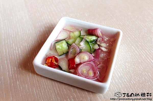 饗泰多泰式餐廳：【捷運忠孝復興】饗泰多 Siam More 泰式風格餐廳--每道泰式料理都令人意猶未盡!!東區聚餐時尚餐廳推薦!