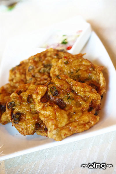 饗泰多泰式餐廳：［台北東區］創意泰式料理餐廳。【饗泰多Siam More】青木瓜沙拉/打拋豬/金錢魚餅體驗(忠孝復興站美食餐廳)