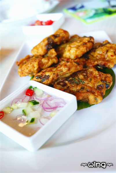 饗泰多泰式餐廳：［台北東區］創意泰式料理餐廳。【饗泰多Siam More】青木瓜沙拉/打拋豬/金錢魚餅體驗(忠孝復興站美食餐廳)