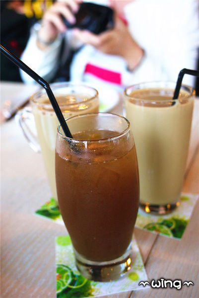 饗泰多泰式餐廳：［台北東區］創意泰式料理餐廳。【饗泰多Siam More】青木瓜沙拉/打拋豬/金錢魚餅體驗(忠孝復興站美食餐廳)