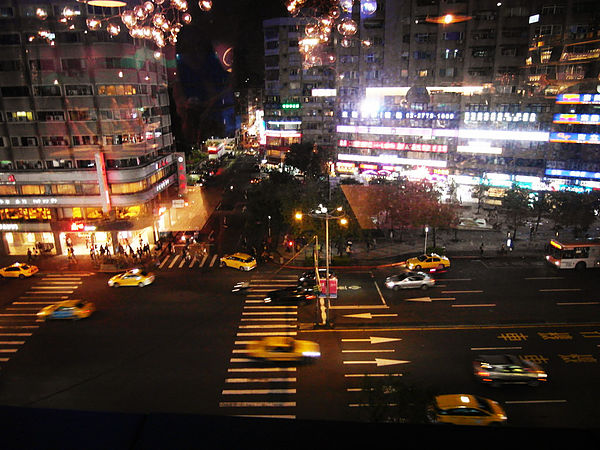 饗泰多泰式餐廳：【忠孝復興】饗泰多Siam More。生日餐吃得好滿足