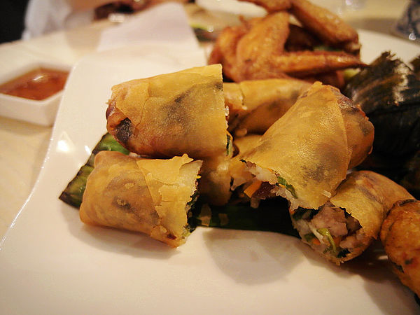 饗泰多泰式餐廳：【忠孝復興】饗泰多Siam More。生日餐吃得好滿足