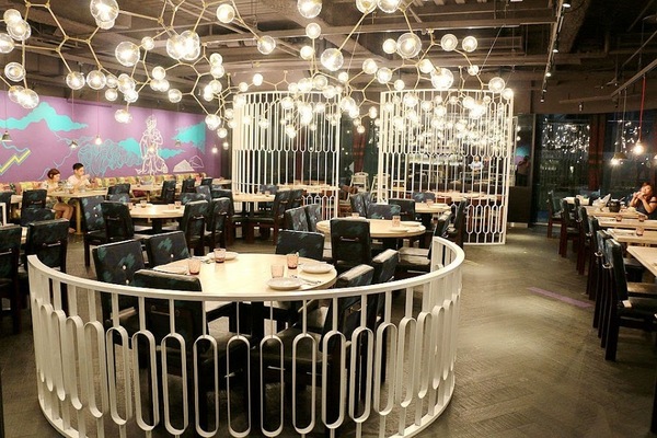 饗泰多泰式餐廳：【羽諾食記】饗泰多Siam More 泰式風格餐廳(忠孝店)♥Bistro 98大樓♥東區&捷運忠孝復興站美食