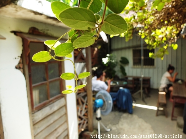 穀色穀香白羊道手工麻糬:【美食特搜。屏東恆春鎮】白羊道柴燒麻糬。恆春必吃美食 超人氣柴燒麻糬 純米手作的好滋味