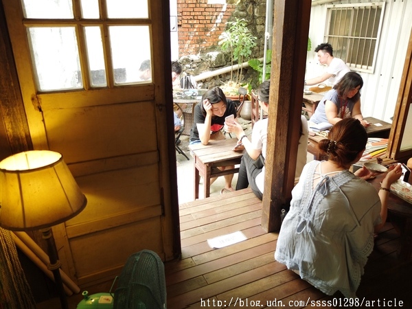 穀色穀香白羊道手工麻糬:【美食特搜。屏東恆春鎮】白羊道柴燒麻糬。恆春必吃美食 超人氣柴燒麻糬 純米手作的好滋味